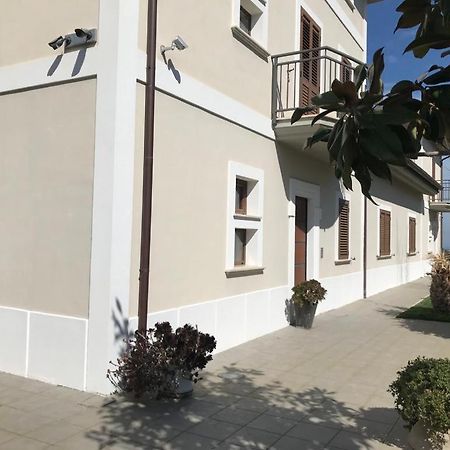 Villa Torre Degli Ulivi 코릴리아노칼라브로 외부 사진